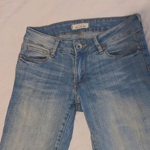 4/$20 Light Wash Mid Rise Bullhead Jeans